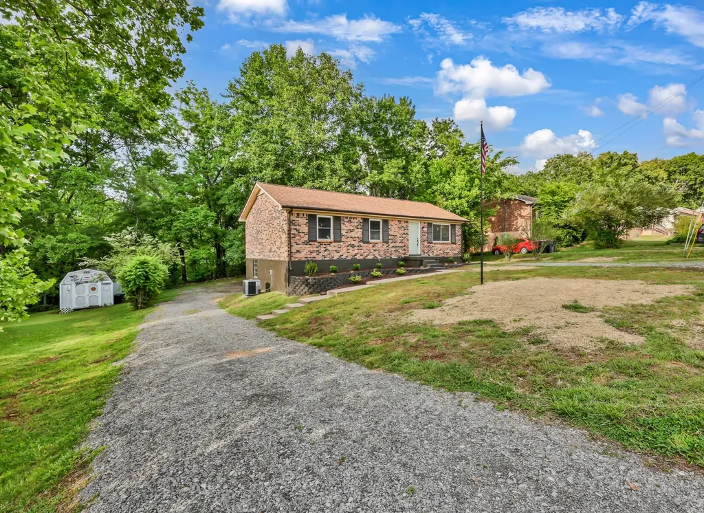 717 Ranch Hill Drive Clarksville TN 37042