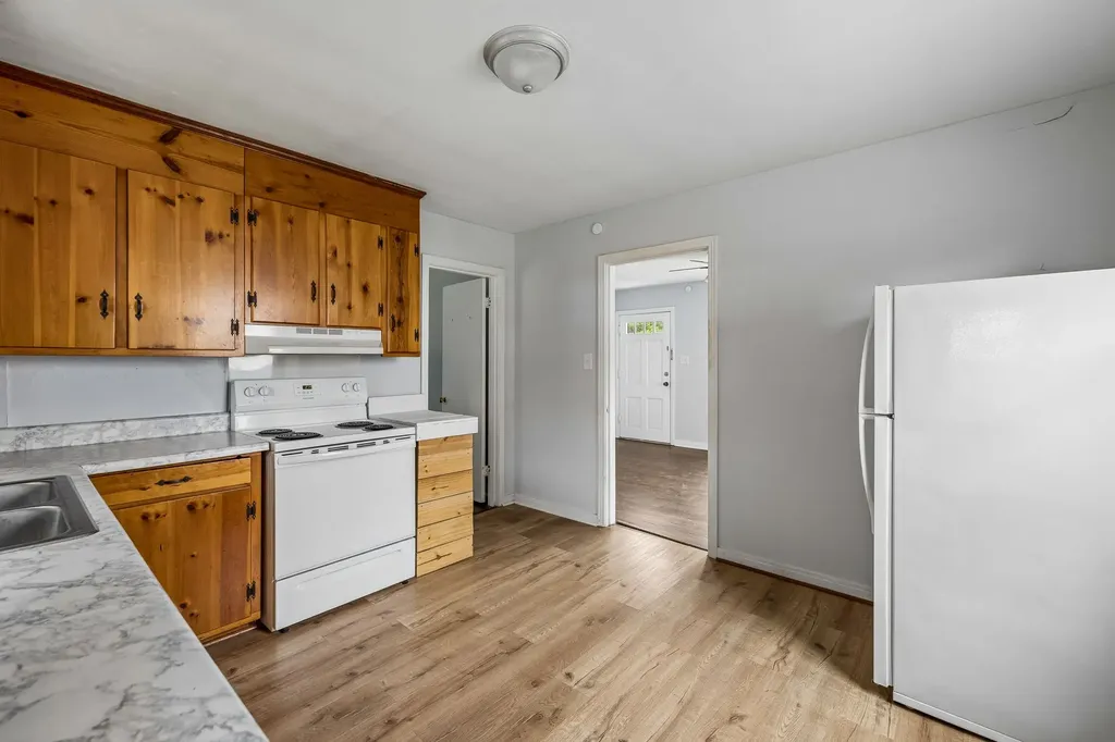 1921 Morris Avenue Columbia TN 38401