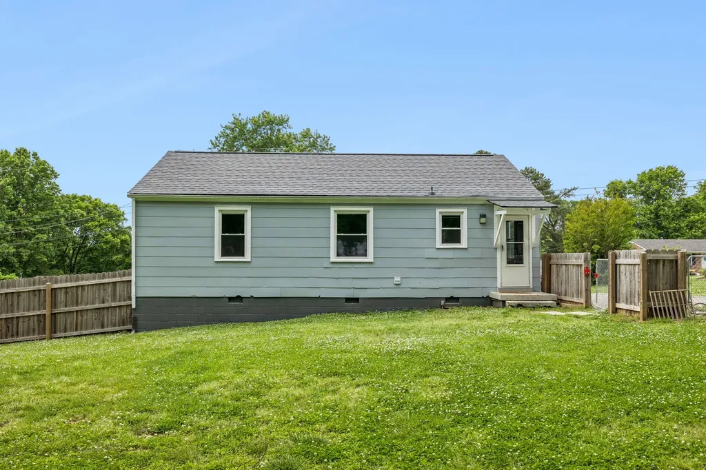1921 Morris Avenue Columbia TN 38401
