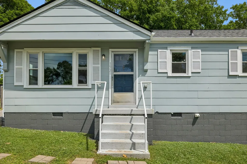 1921 Morris Avenue Columbia TN 38401