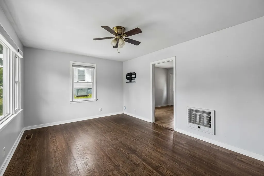 1921 Morris Avenue Columbia TN 38401