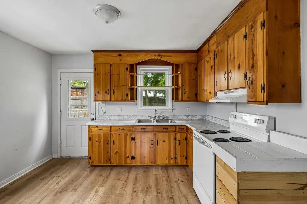 1921 Morris Avenue Columbia TN 38401
