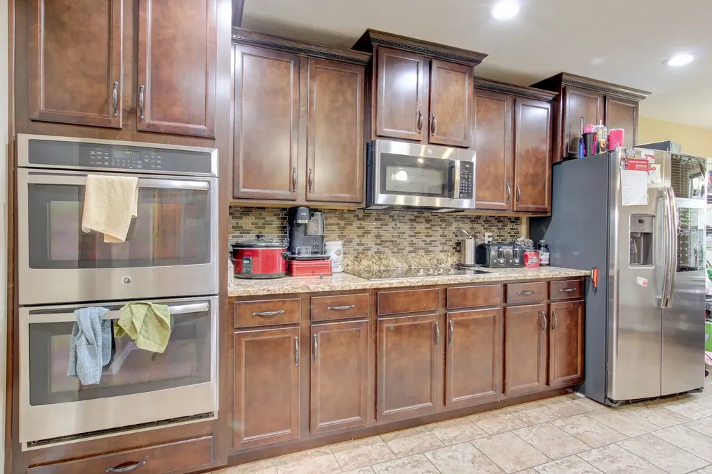2937 Mcmanus Circle Clarksville TN 37042