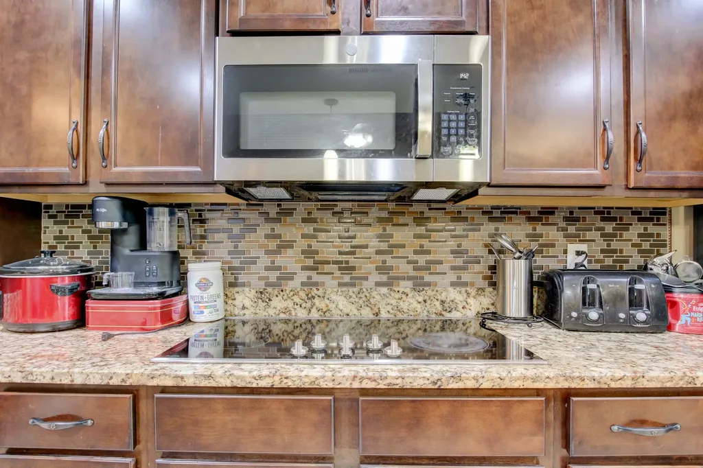 2937 Mcmanus Circle Clarksville TN 37042