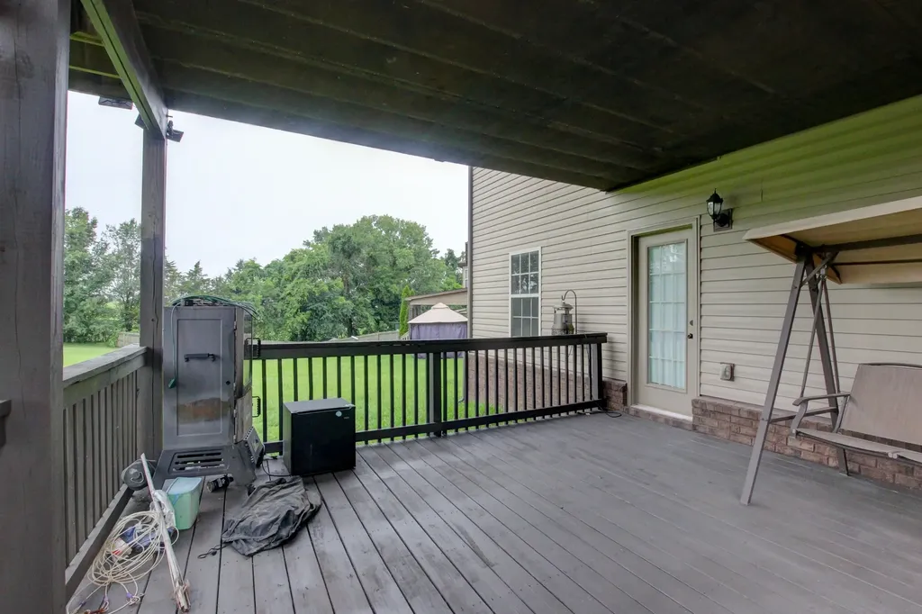 2937 Mcmanus Circle Clarksville TN 37042