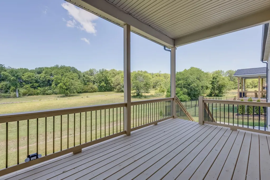 5043 High Park Hill Drive Arrington TN 37014
