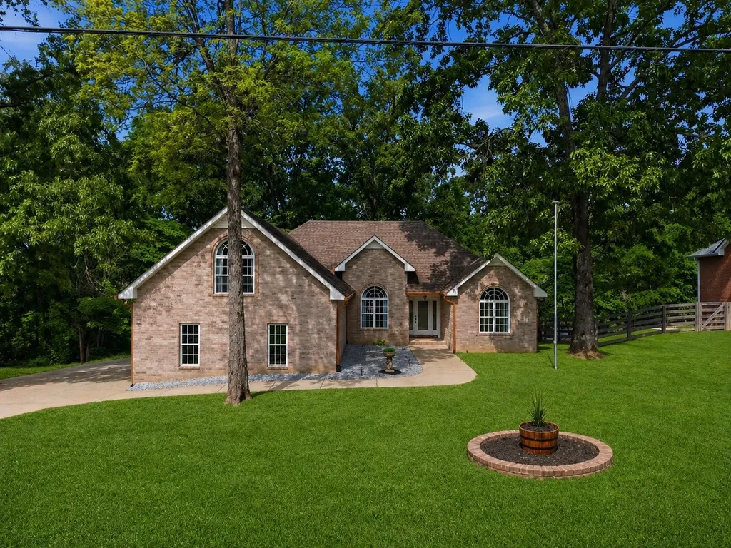 7229 Dice Lampley Road Fairview TN 37062