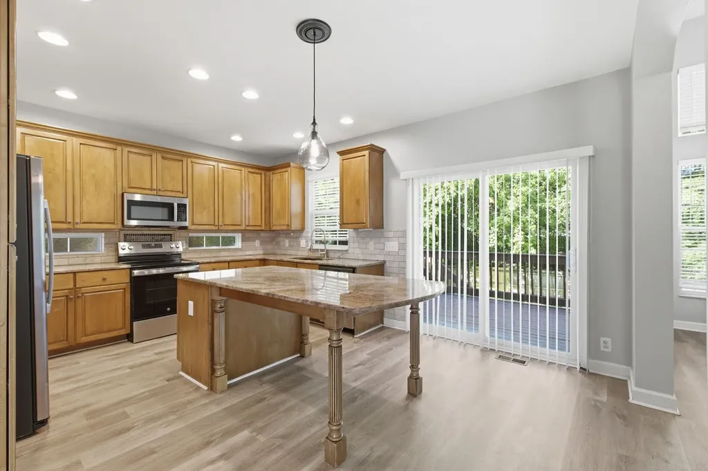 154 Chesapeake Harbor Boulevard Hendersonville TN 37075