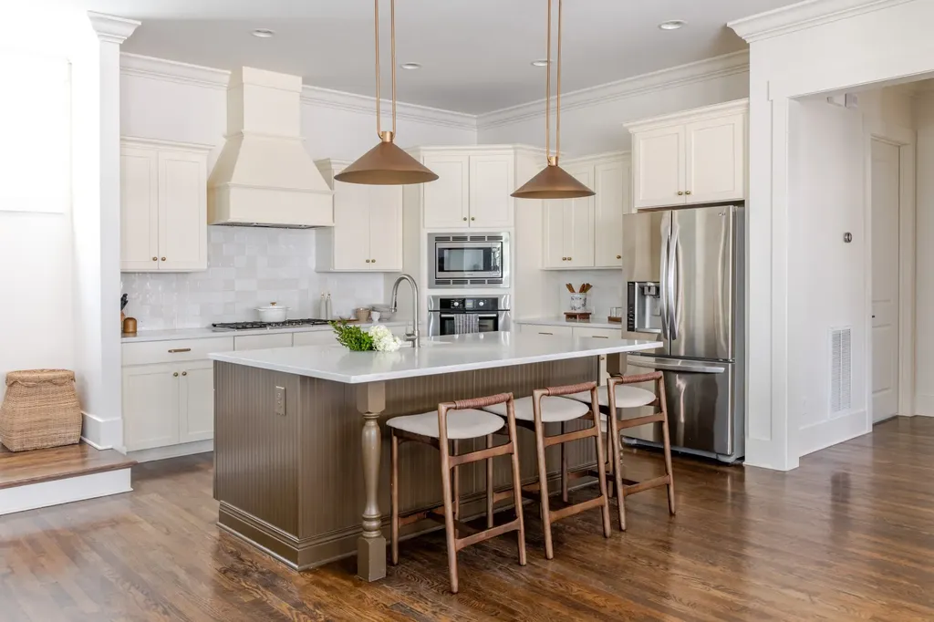 1214 Porter St, NW Franklin TN 37064