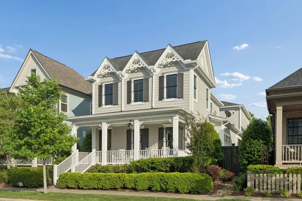1214 Porter St, NW Franklin TN 37064