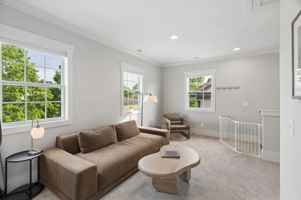 1214 Porter St, NW Franklin TN 37064