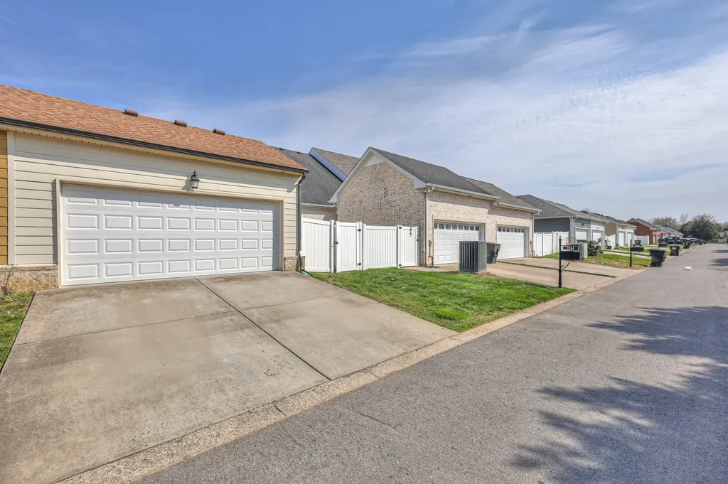 2240 Cason Lane Murfreesboro TN 37128