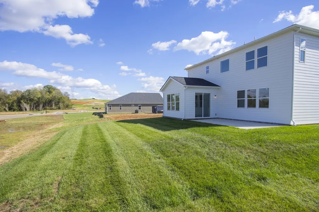 1556 Oak Springs Drive Columbia TN 38401