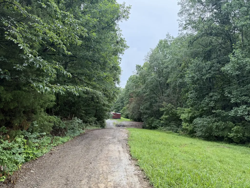 1366 Bandy Road Ashland City TN 37015