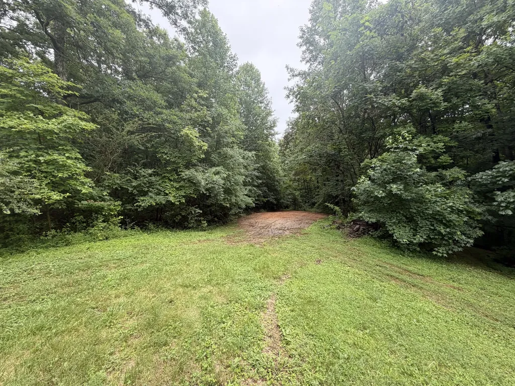 1366 Bandy Road Ashland City TN 37015