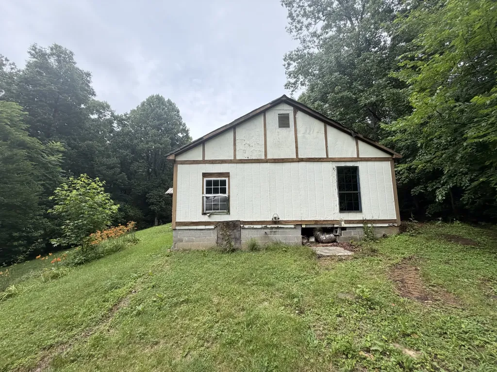 1366 Bandy Road Ashland City TN 37015