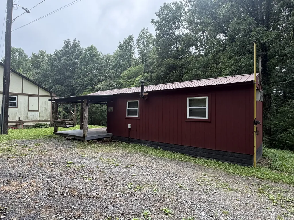 1366 Bandy Road Ashland City TN 37015