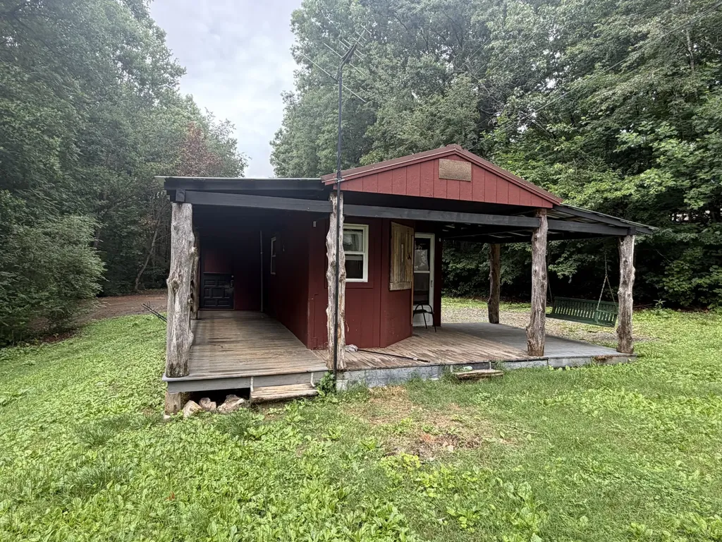 1366 Bandy Road Ashland City TN 37015