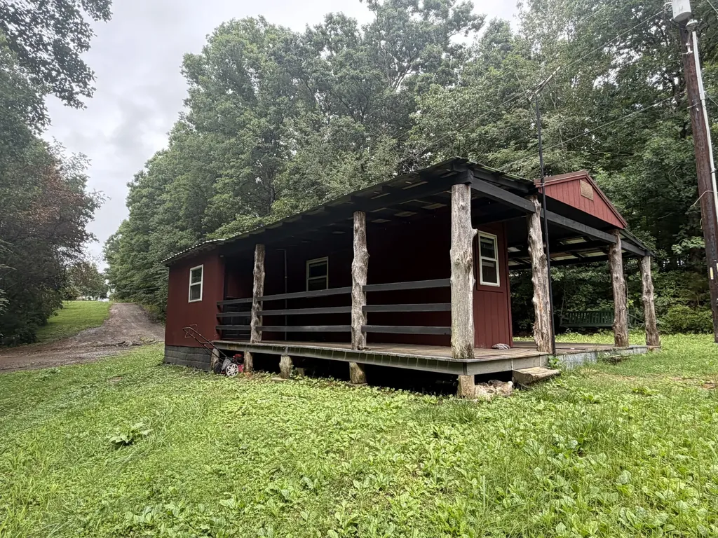 1366 Bandy Road Ashland City TN 37015