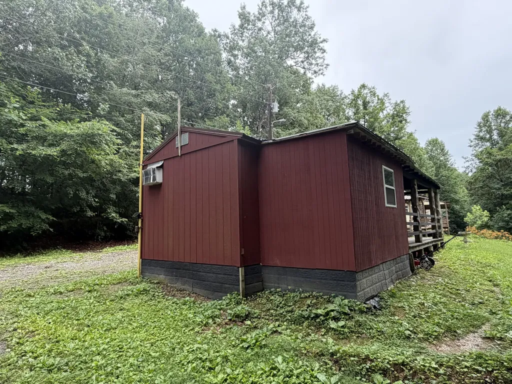 1366 Bandy Road Ashland City TN 37015