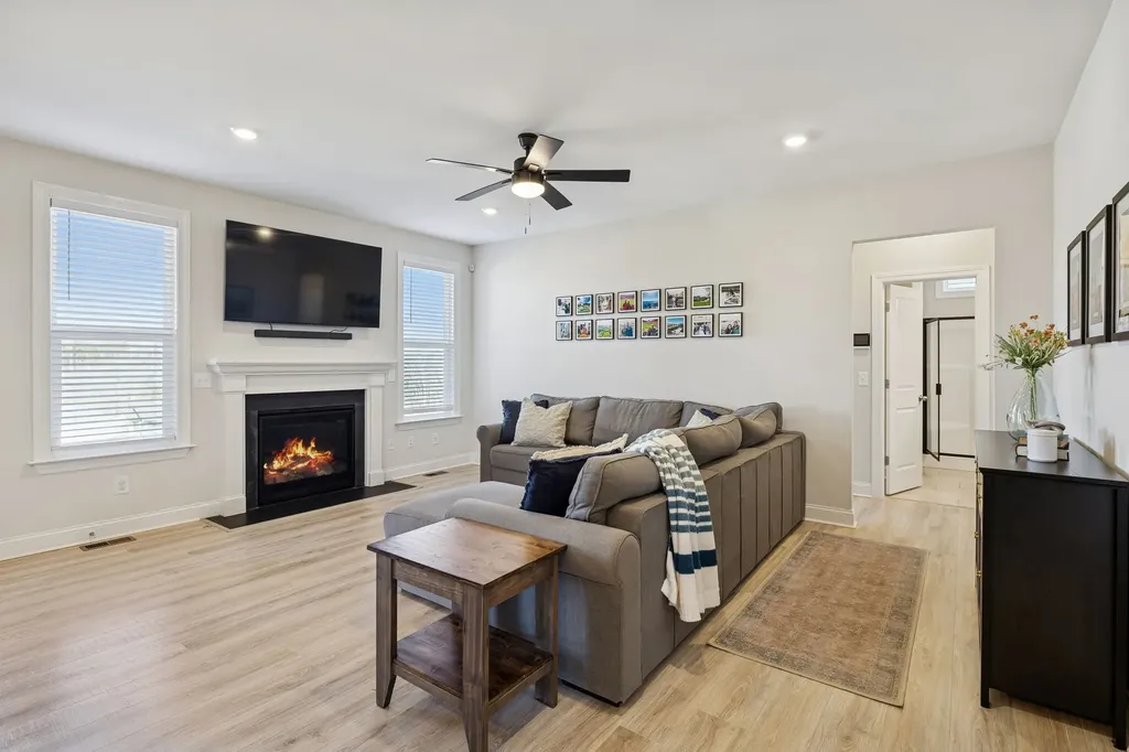 335 Van Conder Place Hendersonville TN 37075