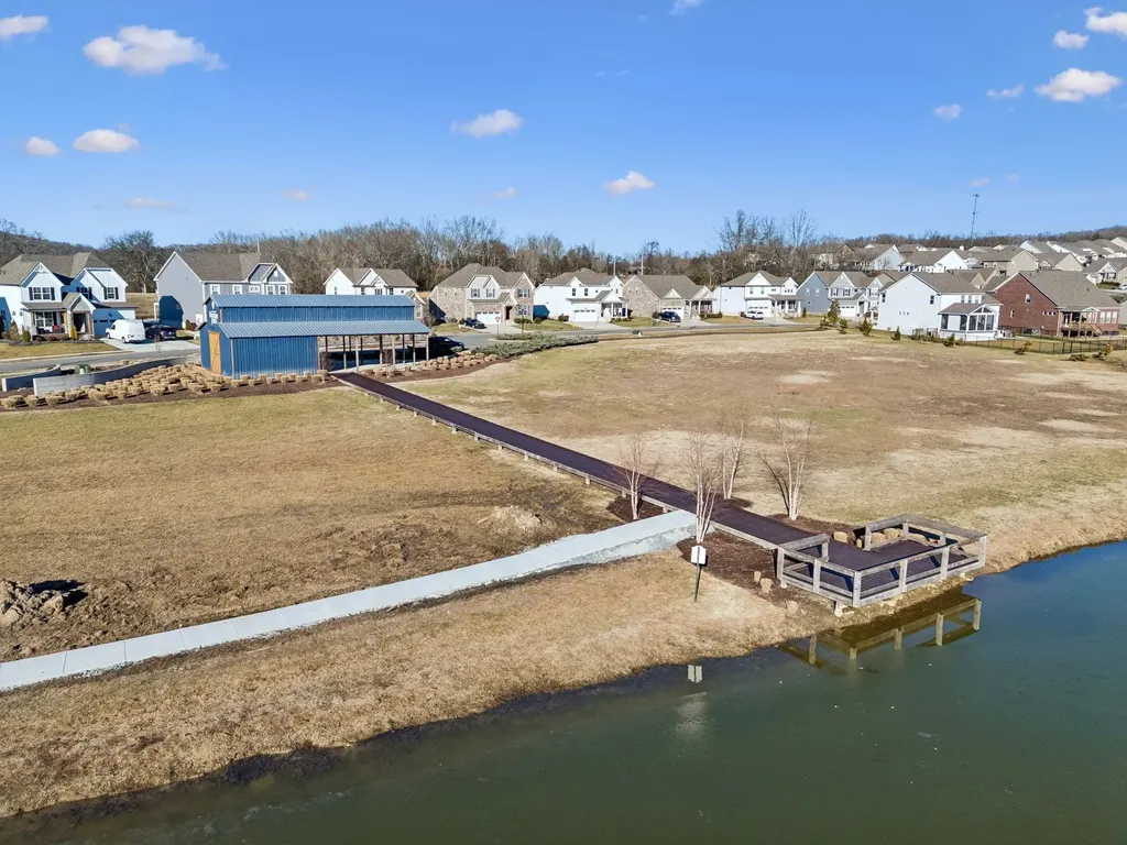 335 Van Conder Place Hendersonville TN 37075