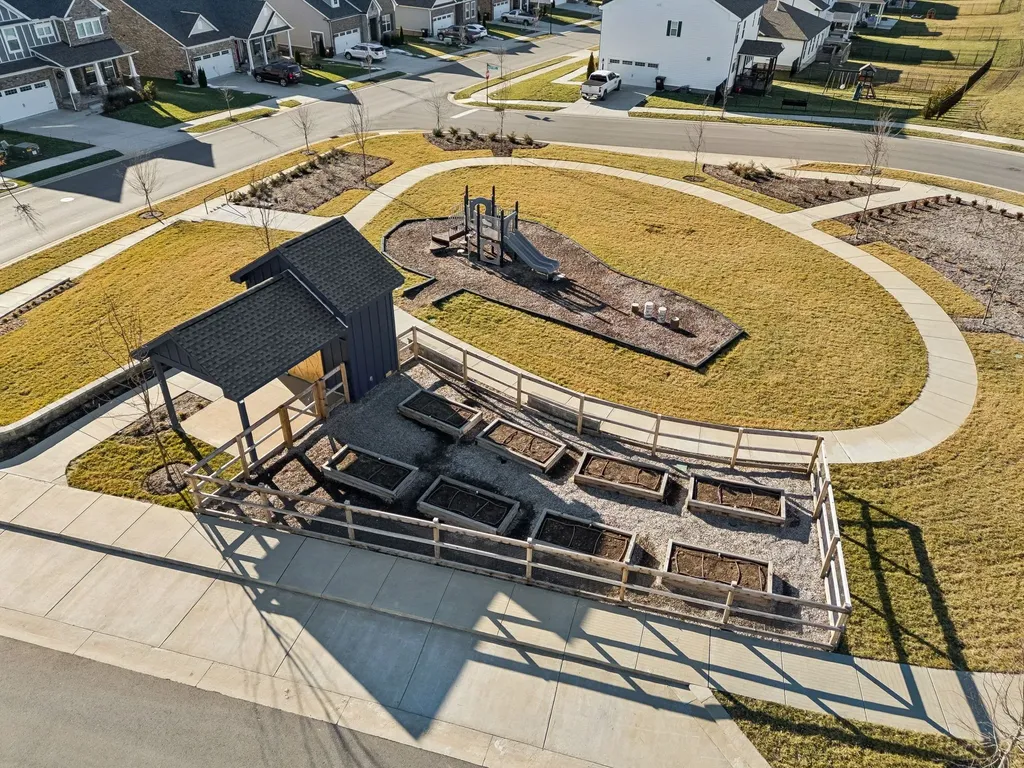 335 Van Conder Place Hendersonville TN 37075