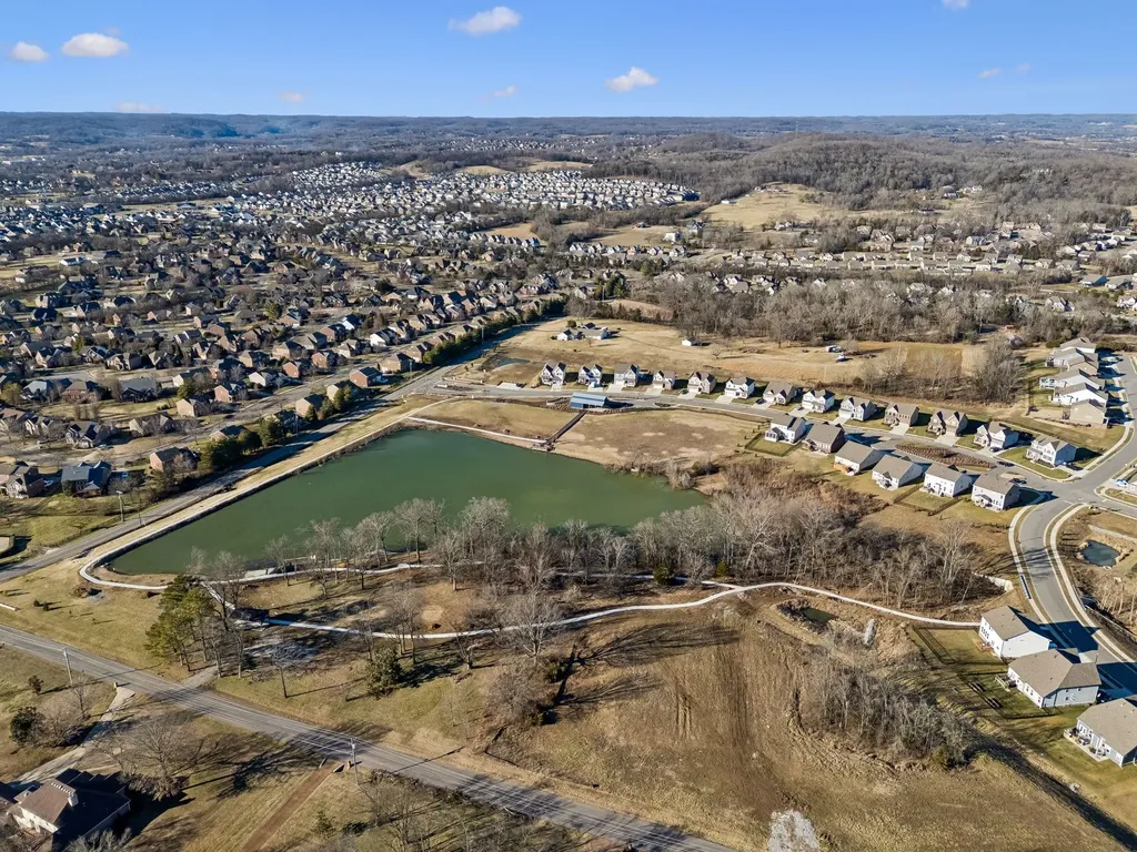 335 Van Conder Place Hendersonville TN 37075