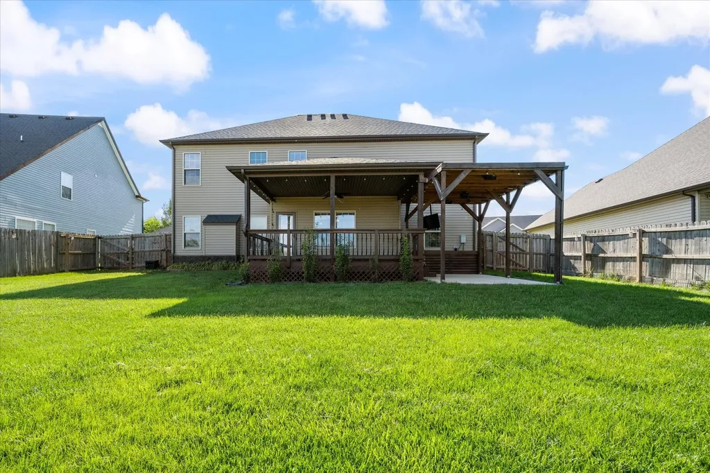 668 Sturdivant Drive Clarksville TN 37042