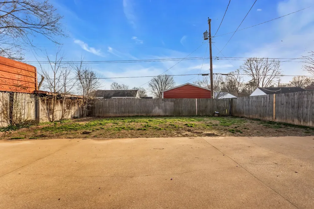 105 Lynn Drive Columbia TN 38401