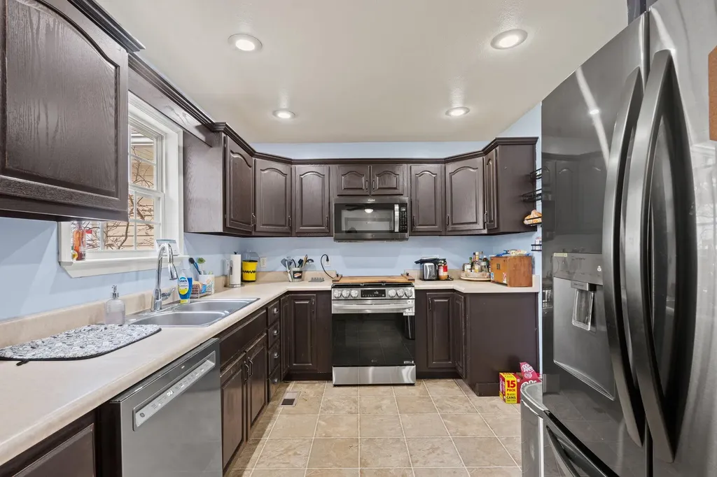 160 Pine Ridge Drive Dayton TN 37321