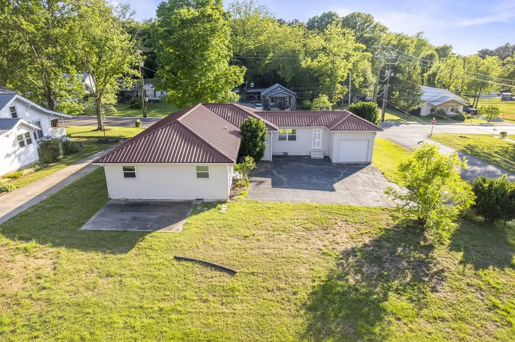 1010 N High Street Winchester TN 37398
