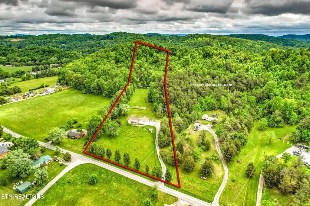 235 Raccoon Valley Road Maynardville TN 37807