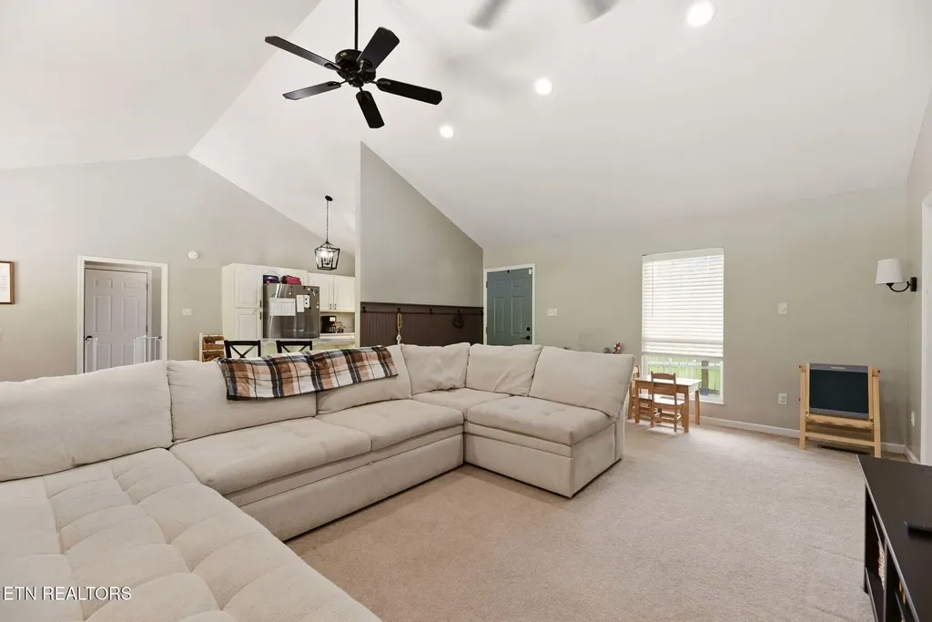 235 Raccoon Valley Road Maynardville TN 37807