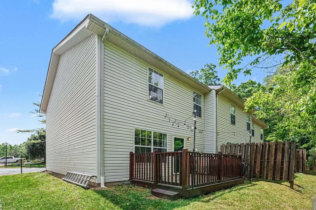 7334 Planters Road Fairview TN 37062