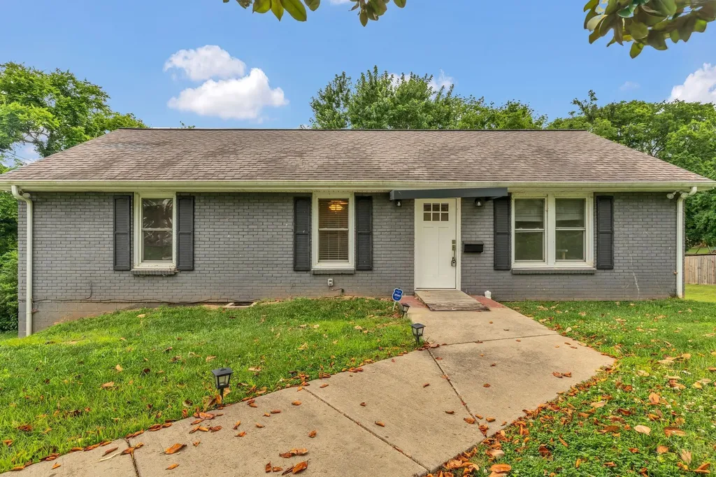 105 Donmond Drive Hendersonville TN 37075