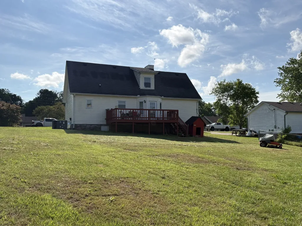 2665 Cummings Circle Clarksville TN 37042