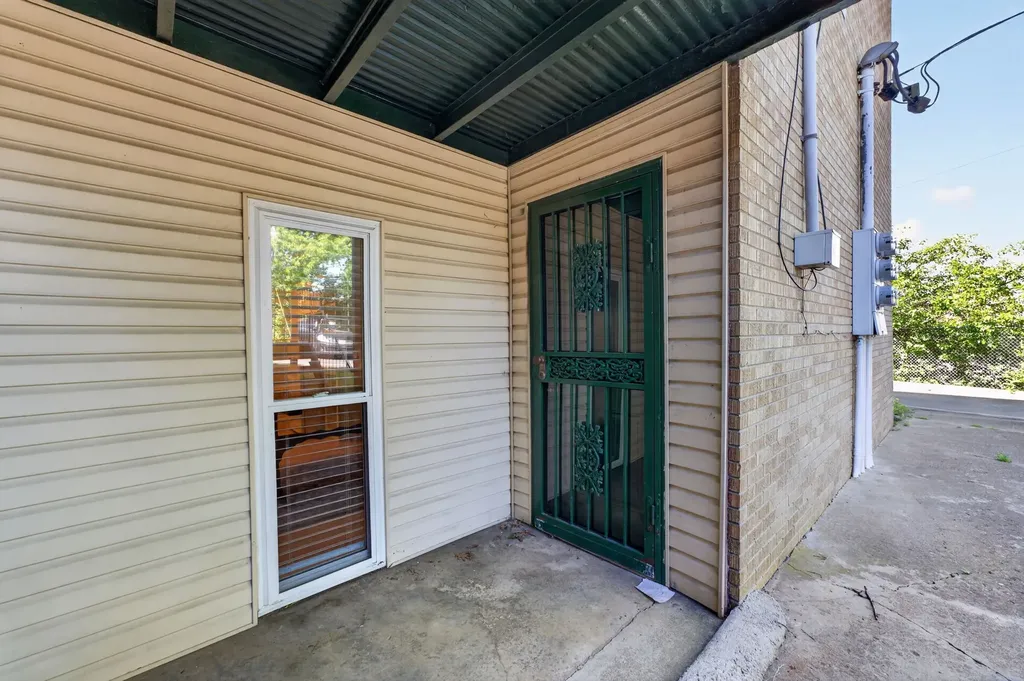 555 N Dupont Avenue Madison TN 37115