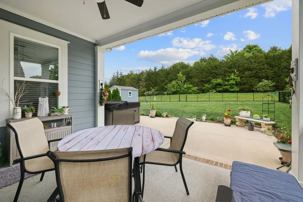 517 Oakvale Lane Mount Juliet TN 37122