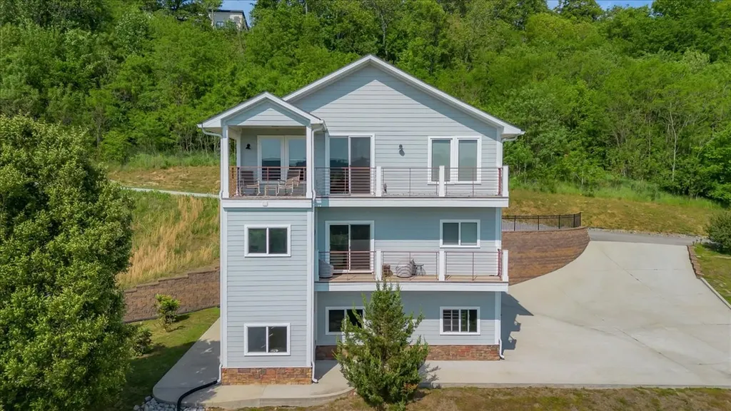 132 Highbridge Drive Smithville TN 37166