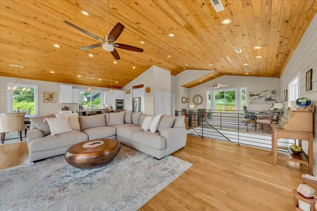 132 Highbridge Drive Smithville TN 37166