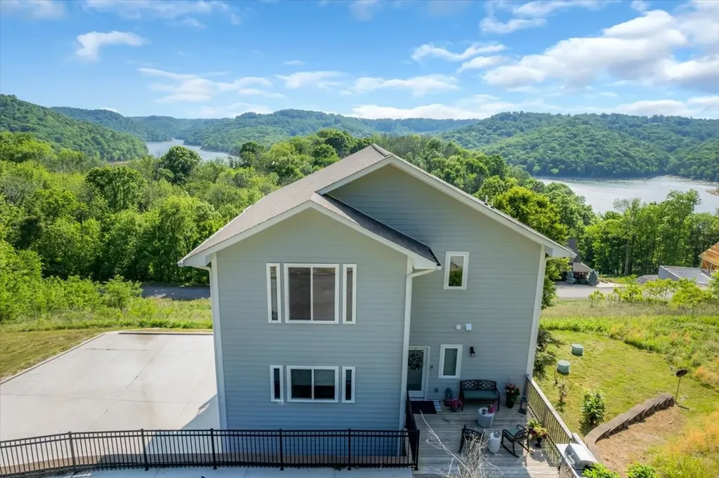 132 Highbridge Drive Smithville TN 37166