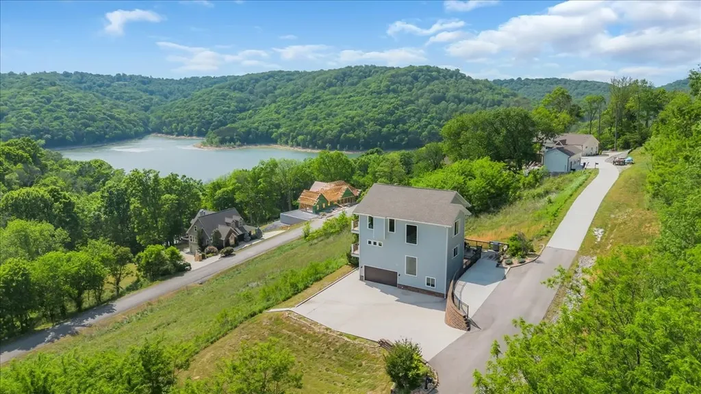132 Highbridge Drive Smithville TN 37166