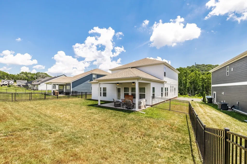 137 Cavalcade Loop Gallatin TN 37066