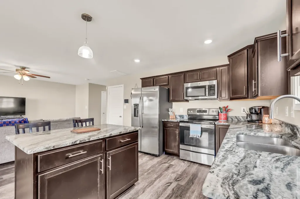 1393 Citadel Drive Clarksville TN 37042