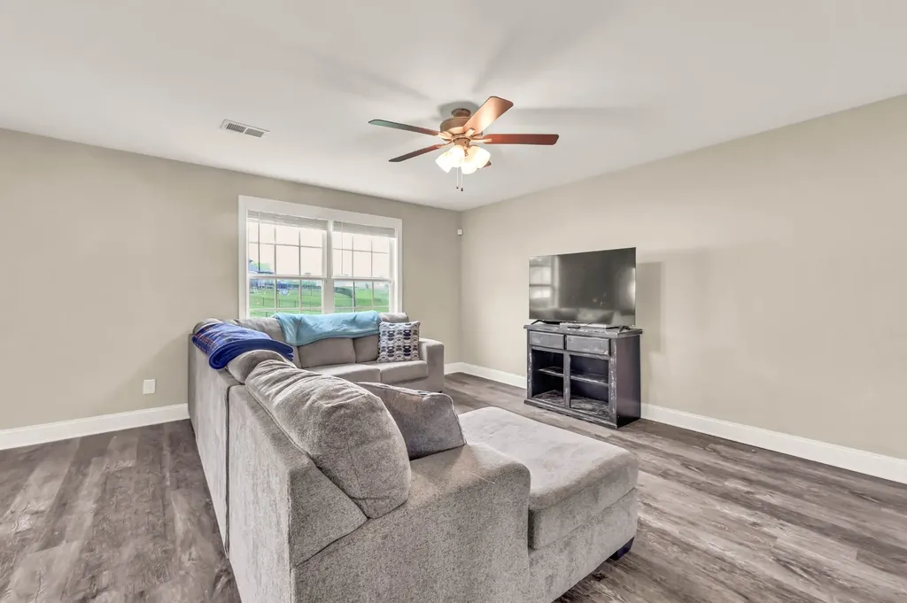 1393 Citadel Drive Clarksville TN 37042