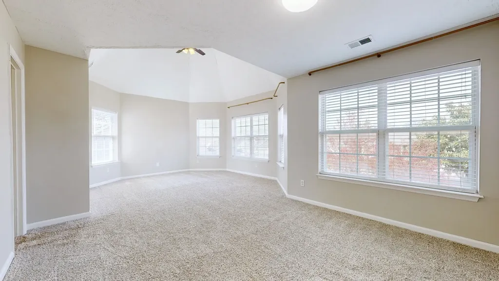 422 Randall Lane La Vergne TN 37086