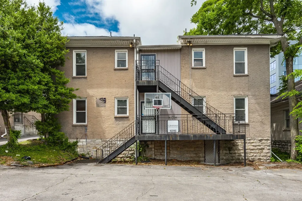1016 17th Ave, S Nashville TN 37212