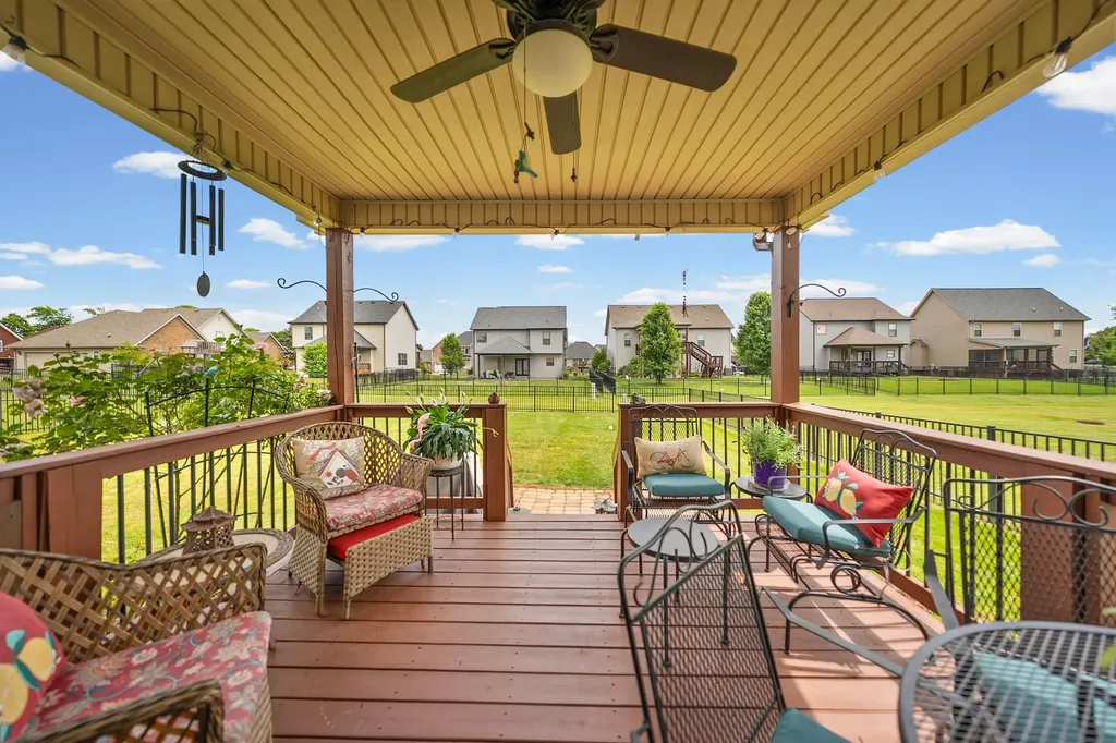 1141 Old Duke Drive Clarksville TN 37043