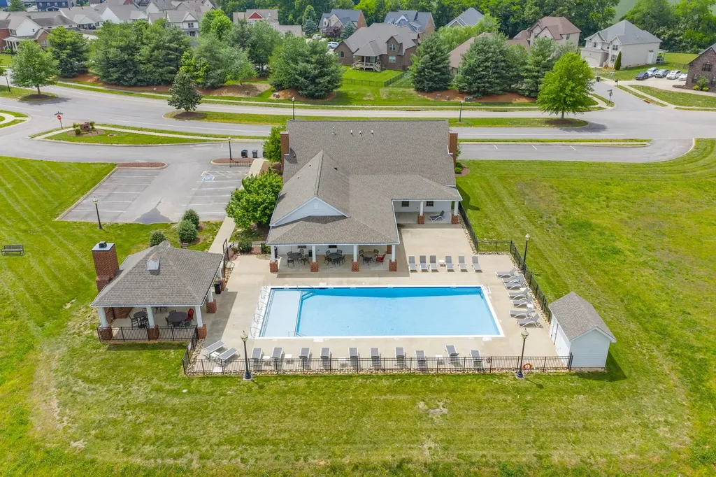 1141 Old Duke Drive Clarksville TN 37043